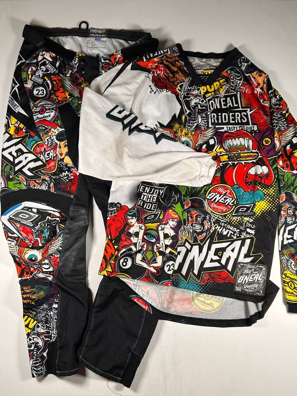 O'Neal Mayhem Lite Crank MX Gear Set Black/Multicolor XL / 36 Missing Hip Pads